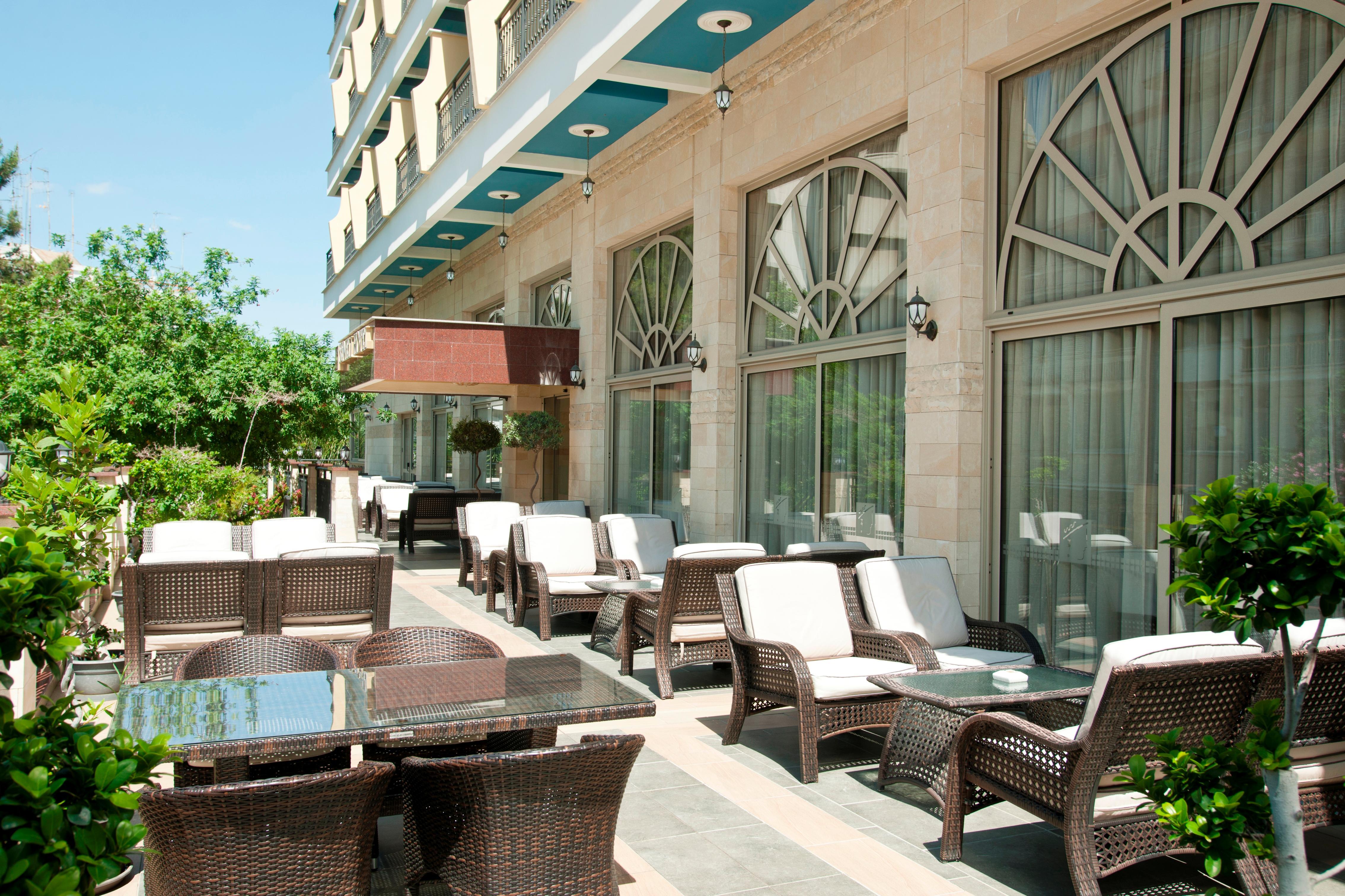 Semeli Hotel Никозия Екстериор снимка