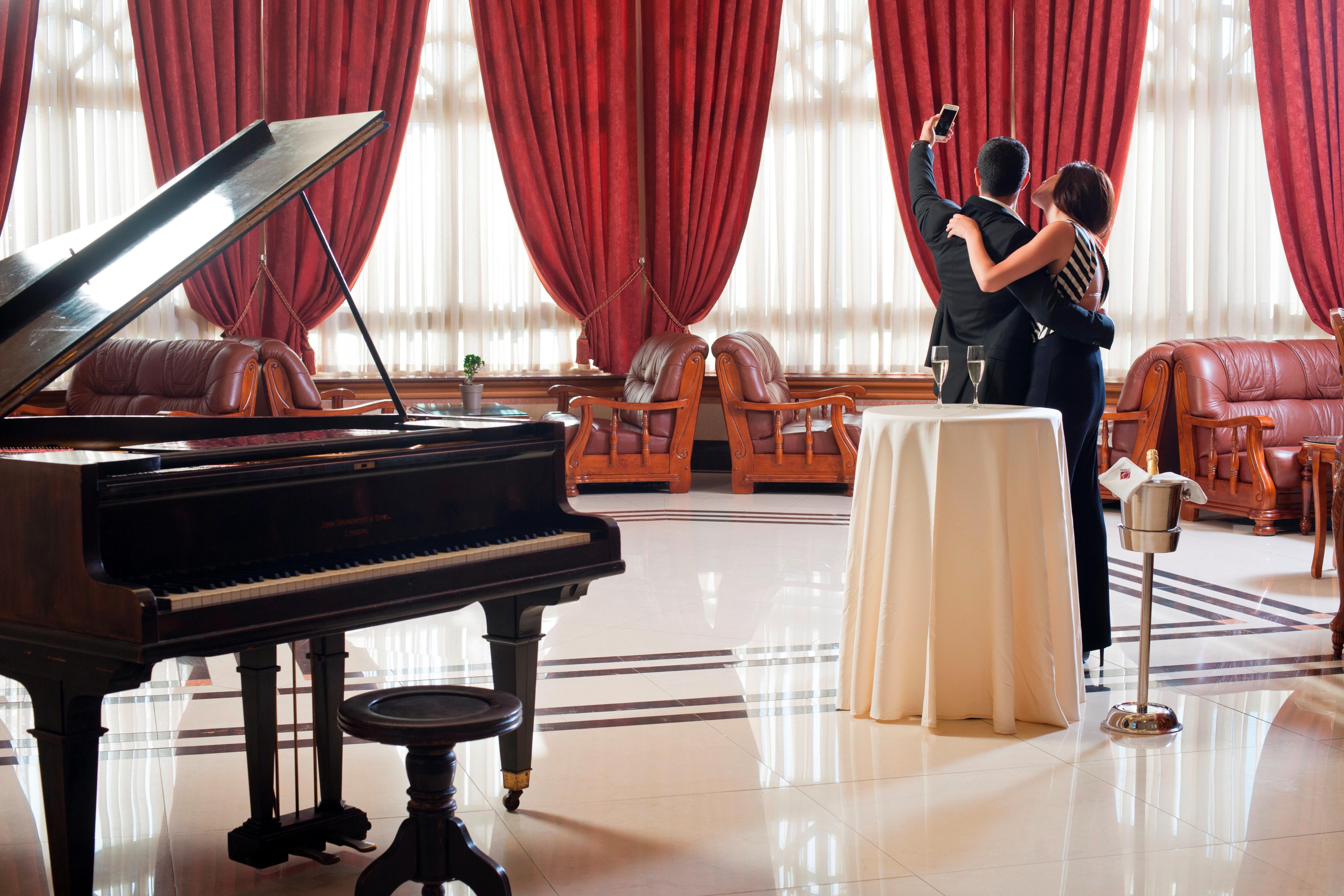 Semeli Hotel Никозия Екстериор снимка