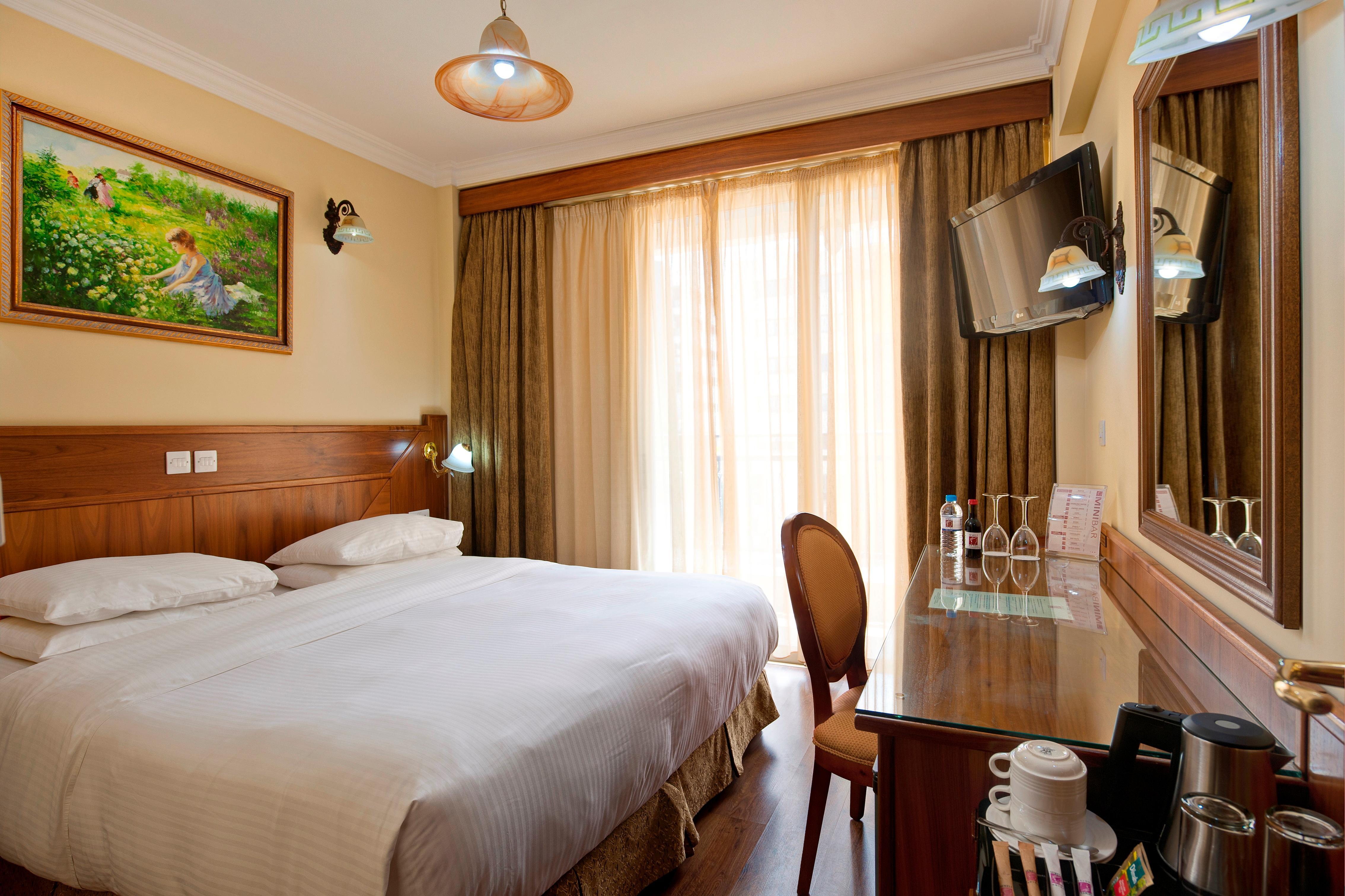 Semeli Hotel Никозия Екстериор снимка