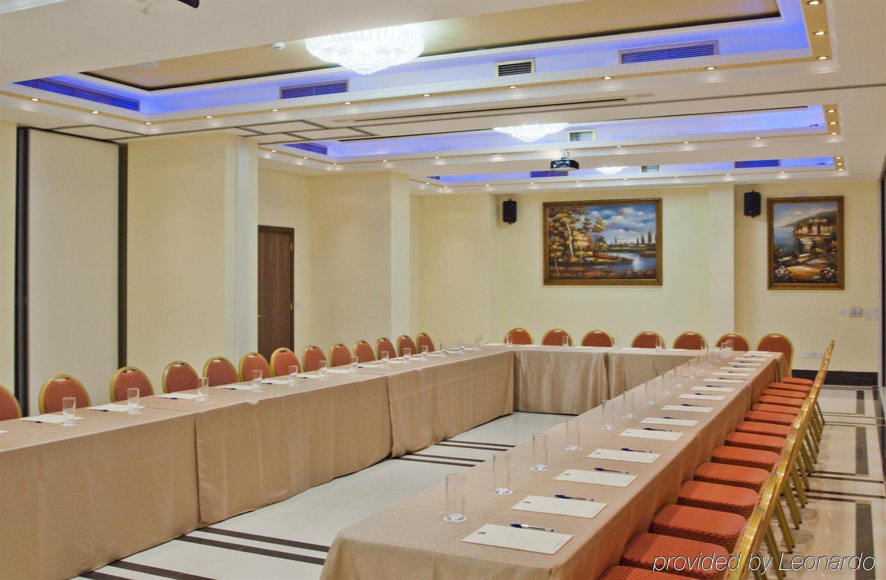 Semeli Hotel Никозия Екстериор снимка