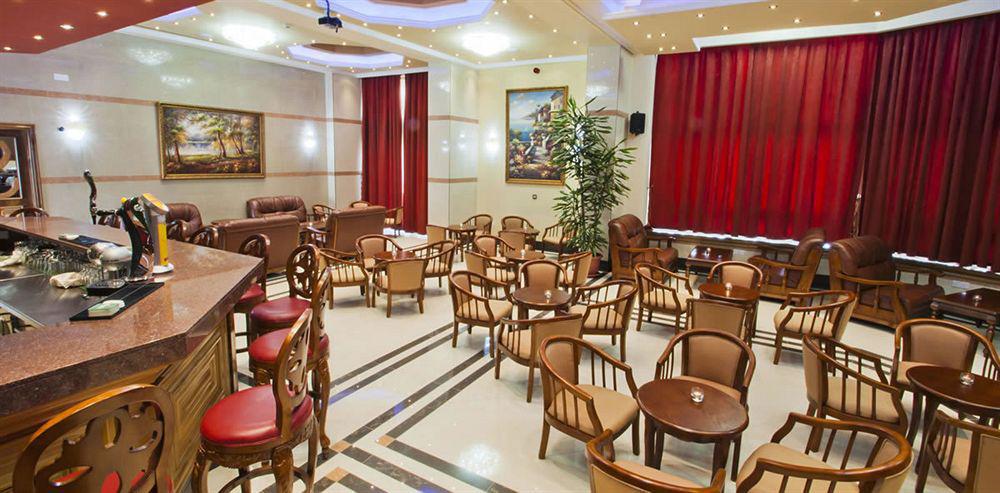 Semeli Hotel Никозия Ресторант снимка